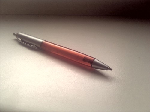 Simple, comfortable, good writing pen entry