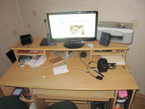 My desk like normal desk :D entry
