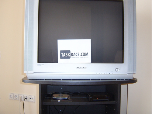 taskrace prepare to watch tv entry